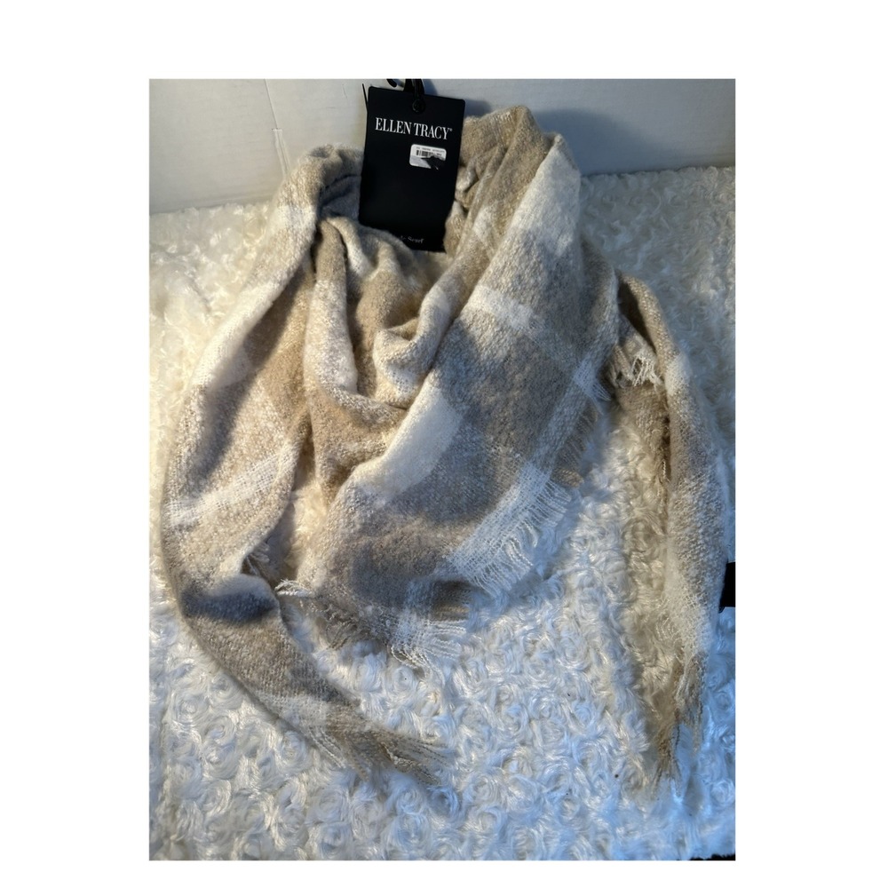 Ellen Tracy Plaid Knit Fringe Scarf Beige White Multifunctional Polyester